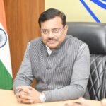 सार्वजनिक स्थान पर अलाव जलाने की व्यवस्था करें