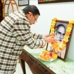 सीएम धामी ने इंद्रमणि बडोनी की जयंती पर उनके चित्र पर पुष्प अर्पित कर दी श्रद्धांजलि