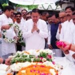 मुख्यमंत्री धामी ने पूर्व सीएम भुवन चंद्र खंडूरी को दी श्रद्धांजलि