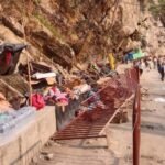 सोनप्रयाग के पास हनुमान मंदिर मार्ग पर पत्थर गिरने से हादसा, एक की मौत, एक गंभीर घायल