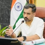 राज्य और राष्ट्रीय महत्व की परियोजनाओं में देरी नहीं होगी बर्दाश्त: डीएम डॉ. आशीष चौहान