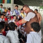 नन्हे-मुन्ने बच्चों संग कैबिनेट मंत्री गणेश जोशी ने मनाया रक्षाबंधन