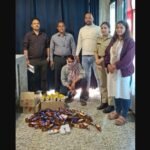 देहरादून के नकरौंदा स्थित होटल/होमस्टे में आबकारी विभाग की छापेमारी, शराब की बड़ी खेप बरामद