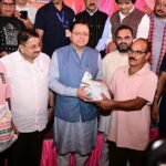 सेवा संकल्प अभियान के तहत रायपुर विधानसभा में आयोजित बहुउद्देशीय शिविर में मुख्यमंत्री पुष्कर सिंह धामी ने किया प्रतिभाग