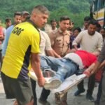 सहस्त्रधारा में 50 मीटर गहरी खाई में गिरी कार, SDRF ने त्वरित रेस्क्यू कर तीनों घायलों को निकाला सुरक्षित