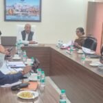 तय समय में सड़कें गड्ढामुक्त न होने पर गढ़वाल आयुक्त सख्त